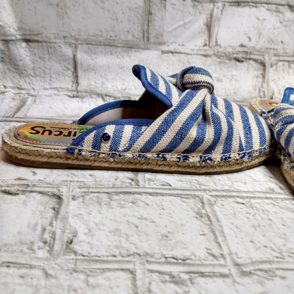 Circus by Sam Edelman blue&white flats Brand new - Picture 8 of 11